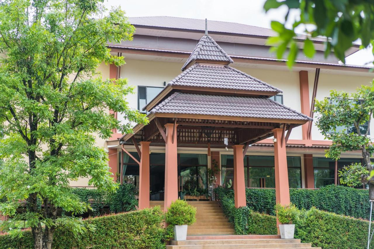 Phufa Waree Chiangrai Resort - Sha Extra Plus Чианг Рай Екстериор снимка