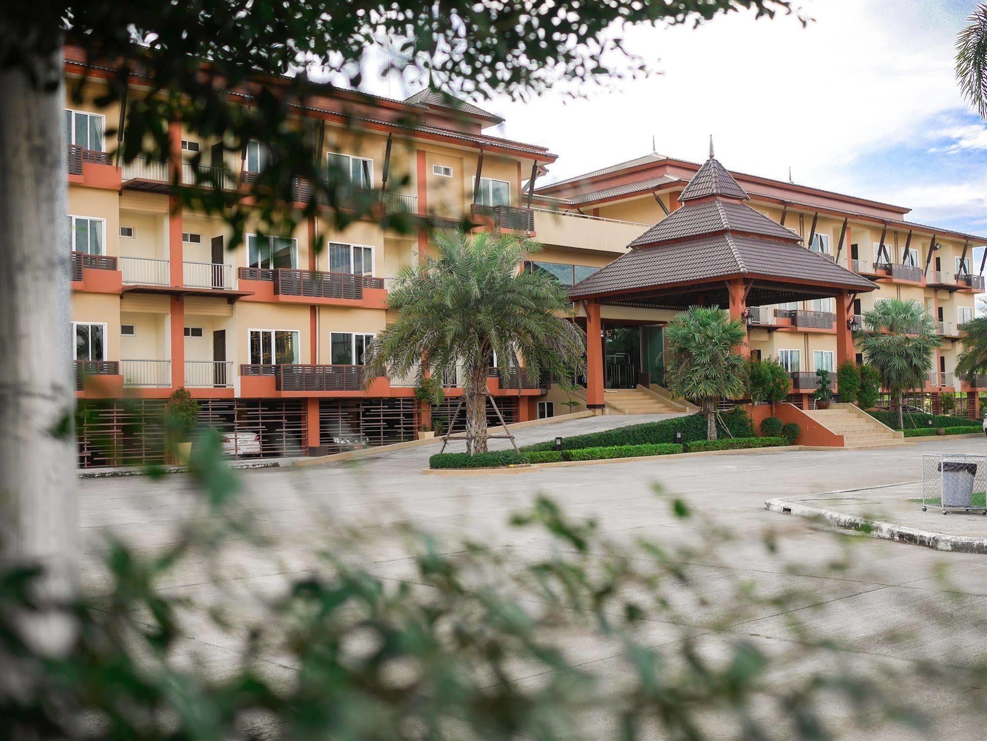 Phufa Waree Chiangrai Resort - Sha Extra Plus Чианг Рай Екстериор снимка